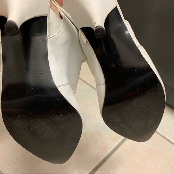 Adorable White Western Cut Out Booties - Picture 5 of 7